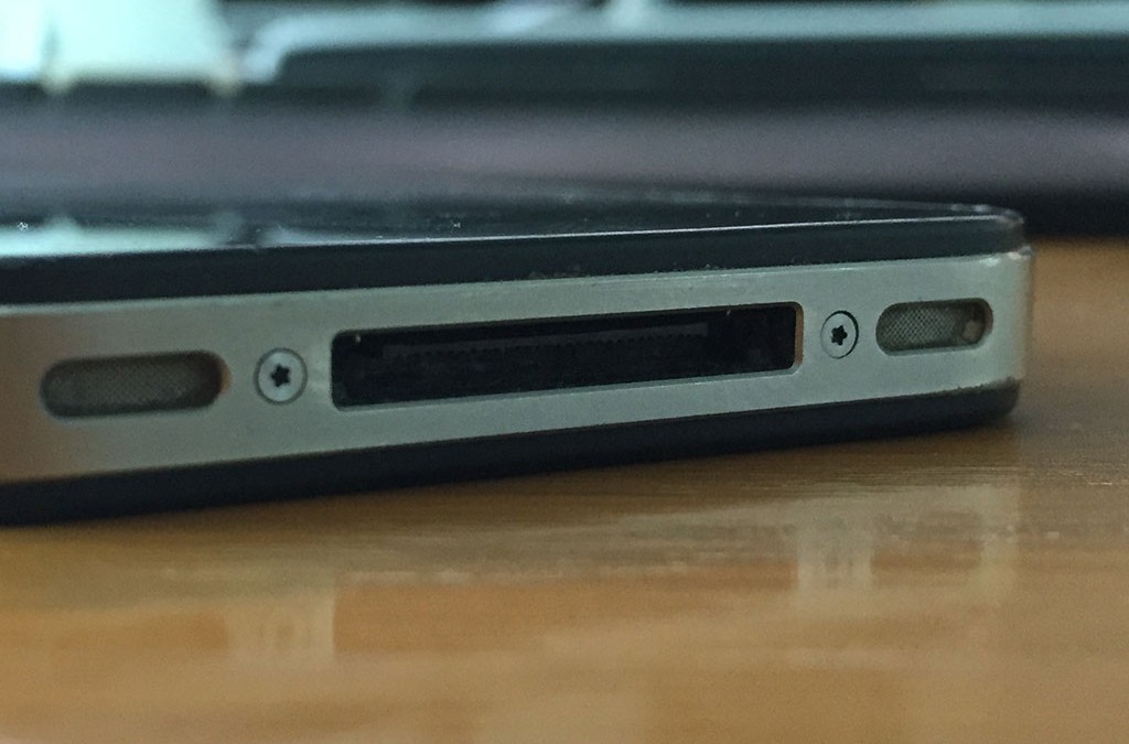 Dock Connector Port