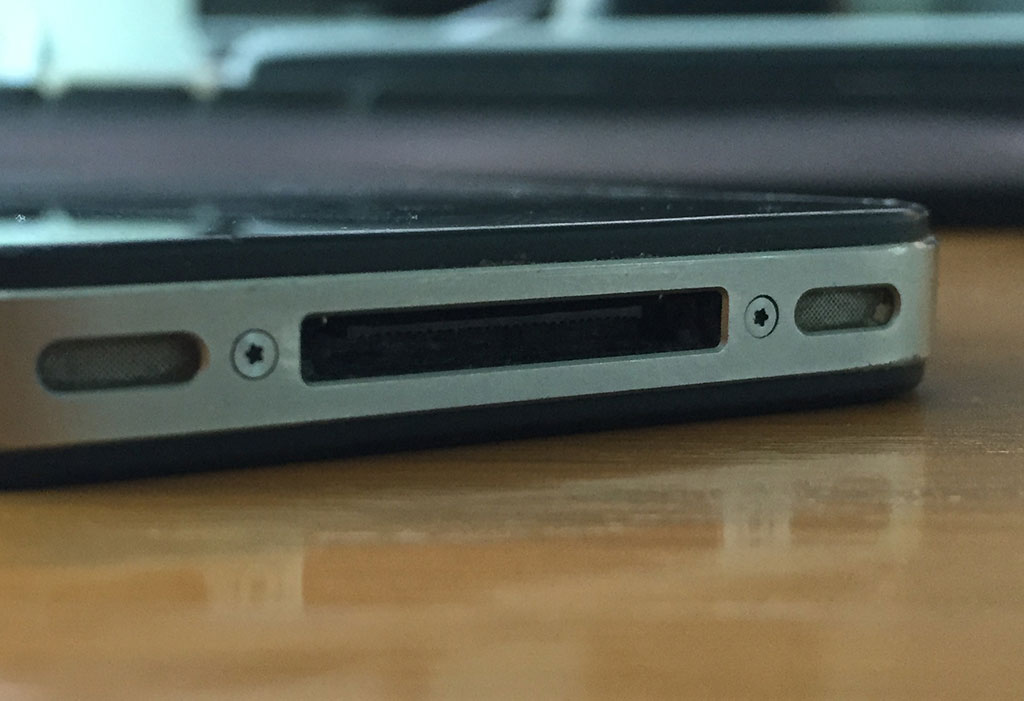 Dock Connector Port » TECH90